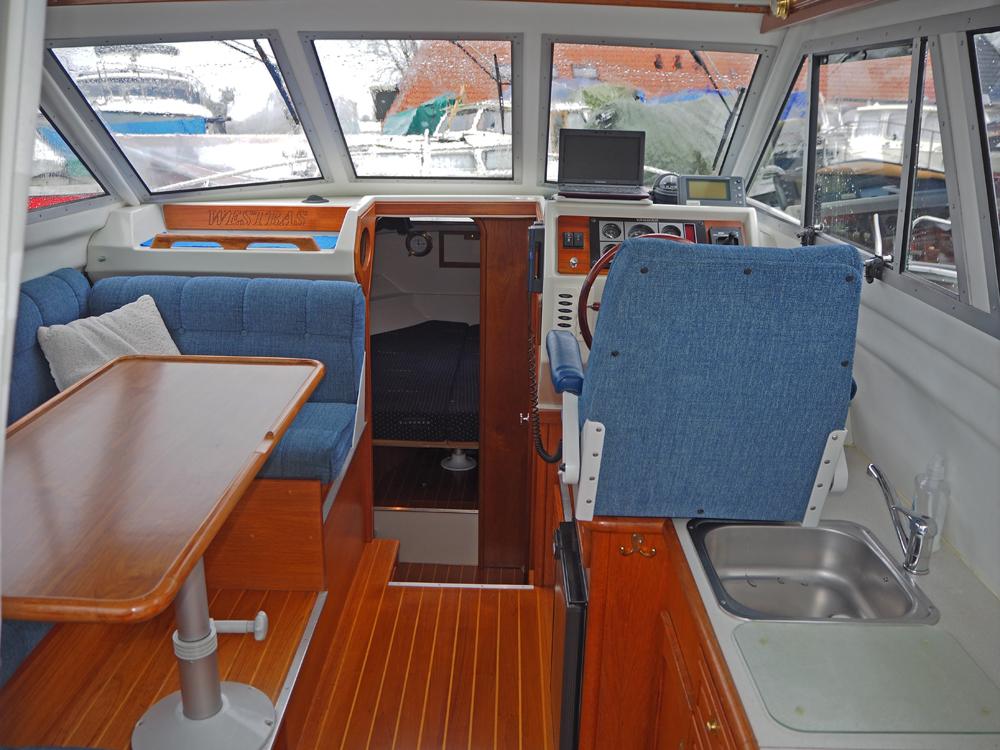 Stuurhuis, Accommodatie